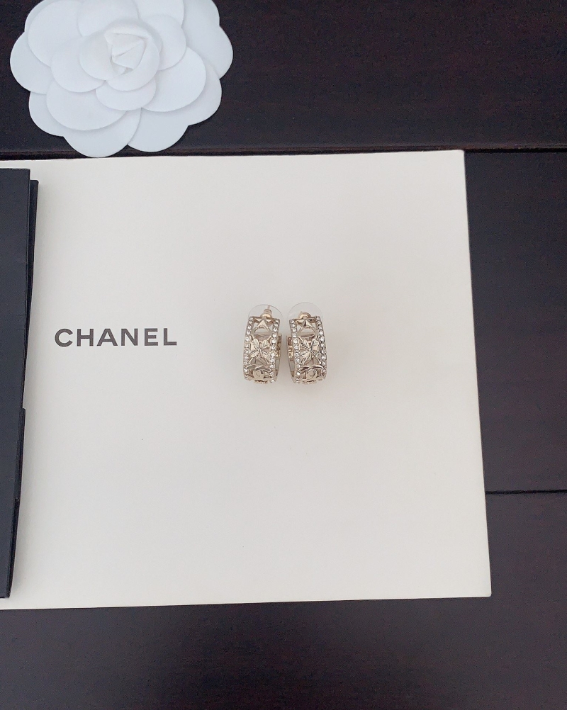 Ch**el earrings